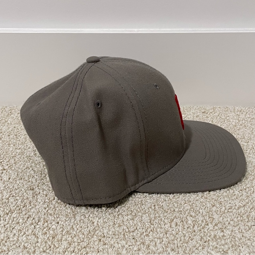 Undefeated SnapBack Hat - Picture 4 of 6